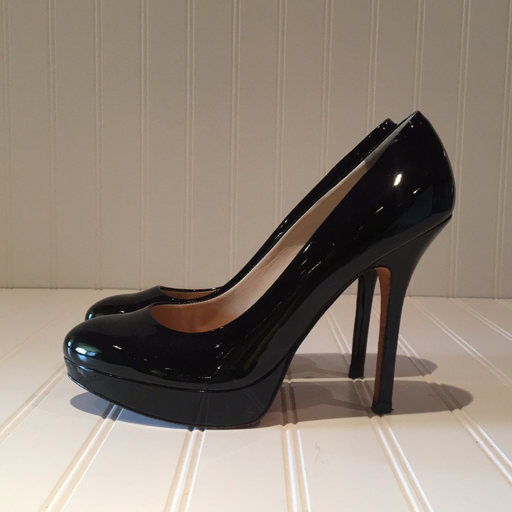 Joan & David Black Patent Leather Pumps sz 38